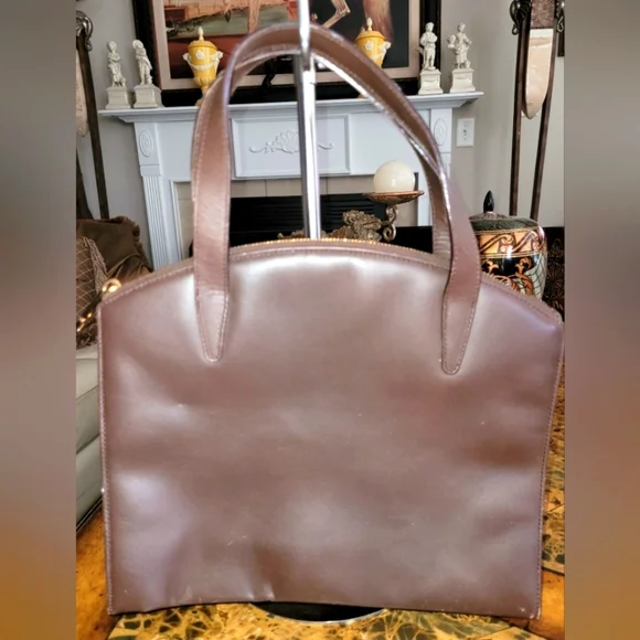 VINTAGE Gucci Elegant Brown Leather Handbag - Picture 1 of 13